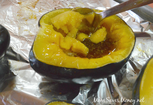 Recipe - Baked Acorn Squash - Mom Saves Money