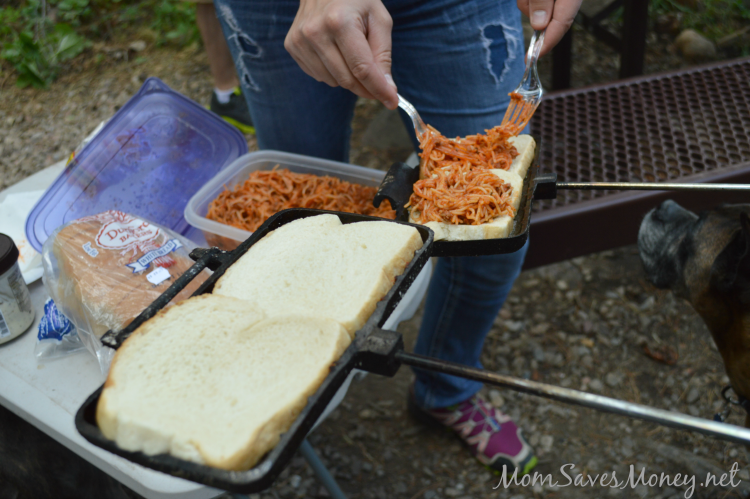 spaghetti-sandwiches-camping